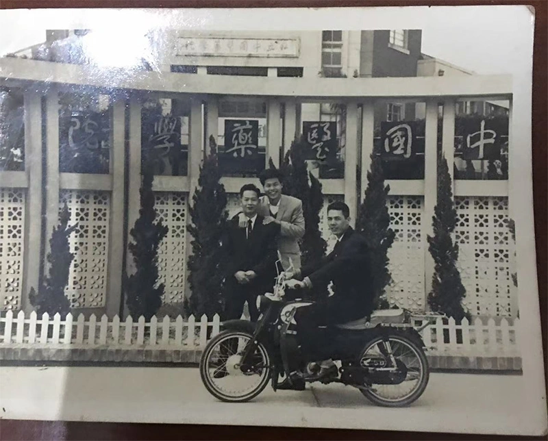 富康牙医-吴医生祖辈